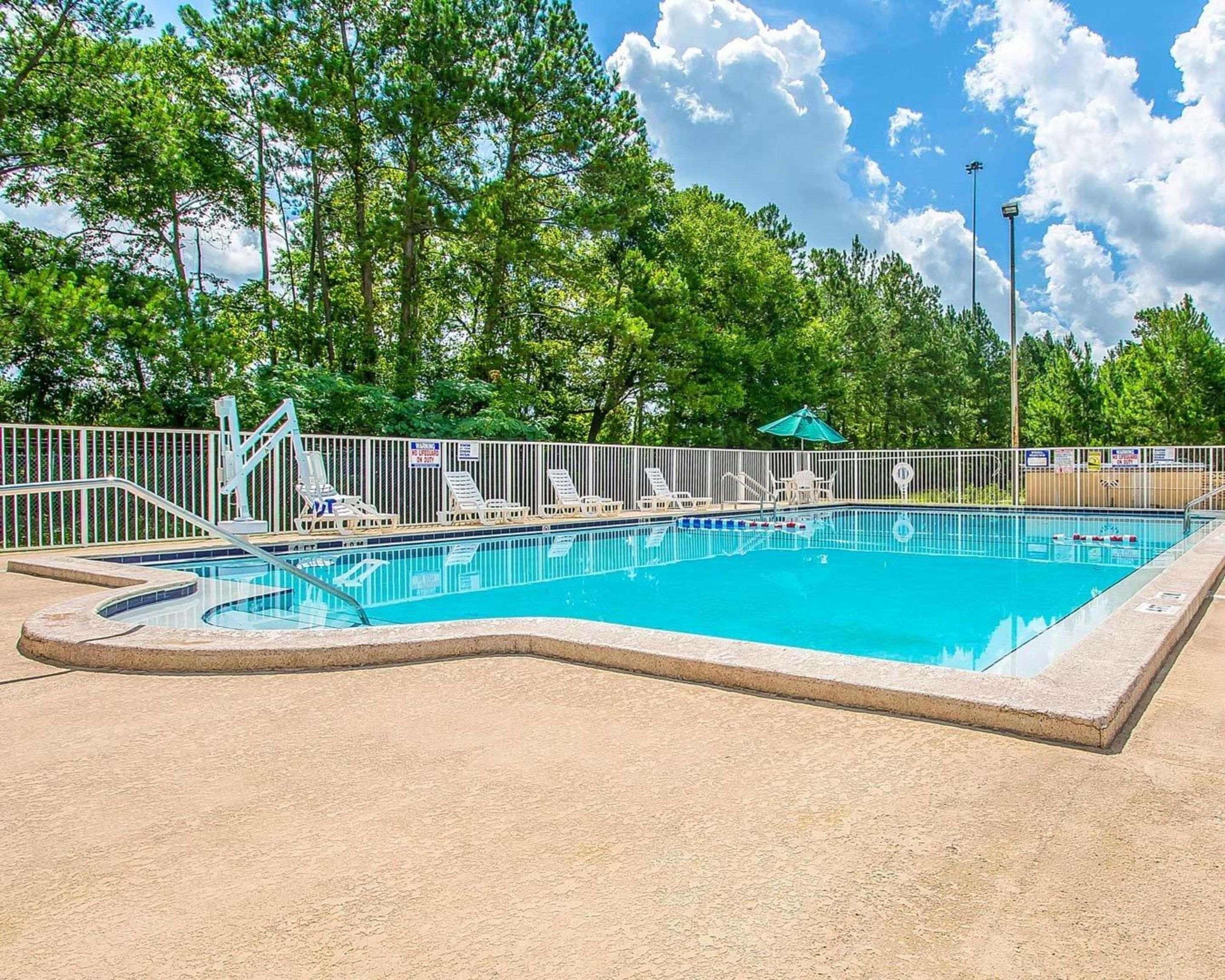 Rodeway Inn Gainesville - University Area Экстерьер фото