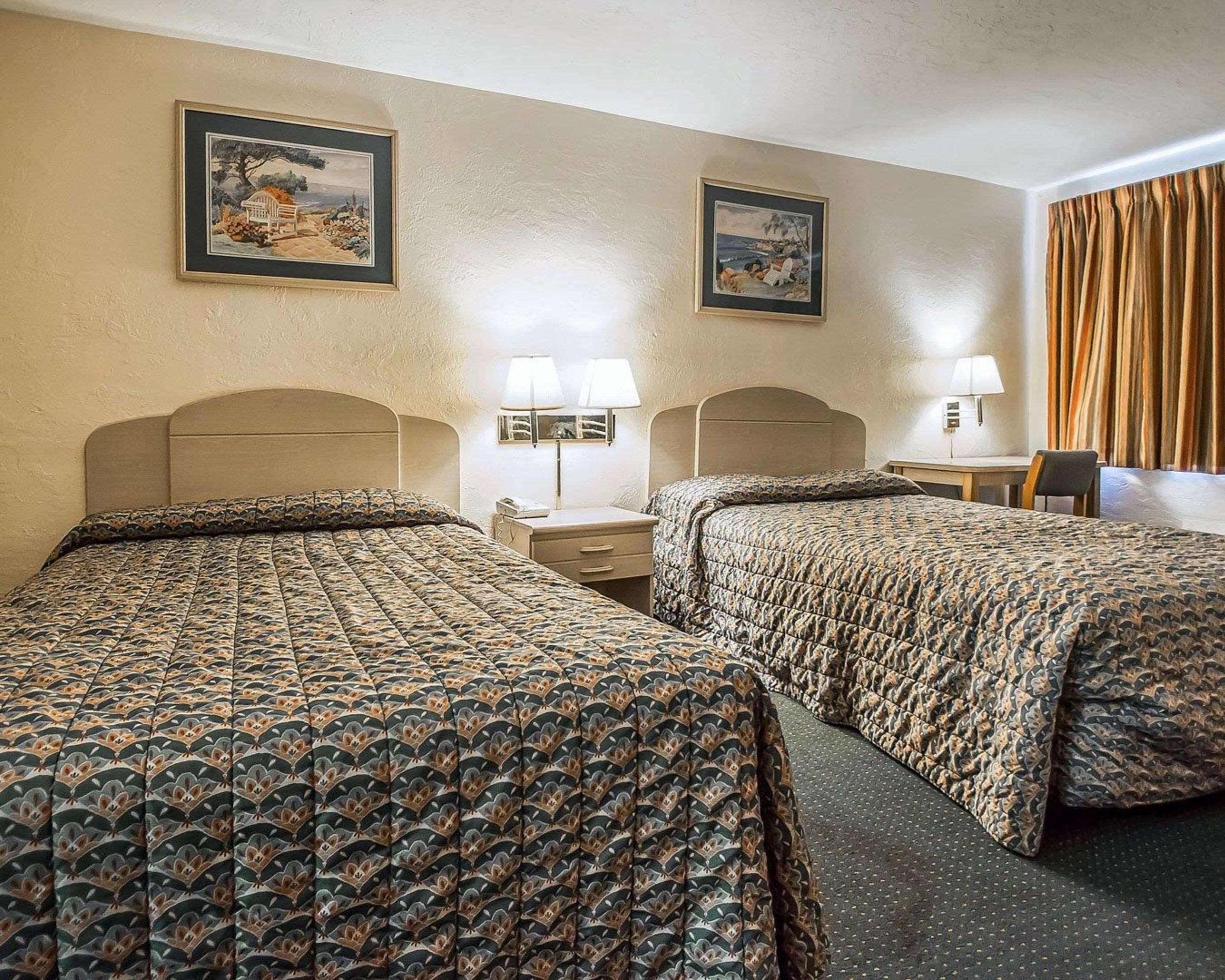 Rodeway Inn Gainesville - University Area Экстерьер фото