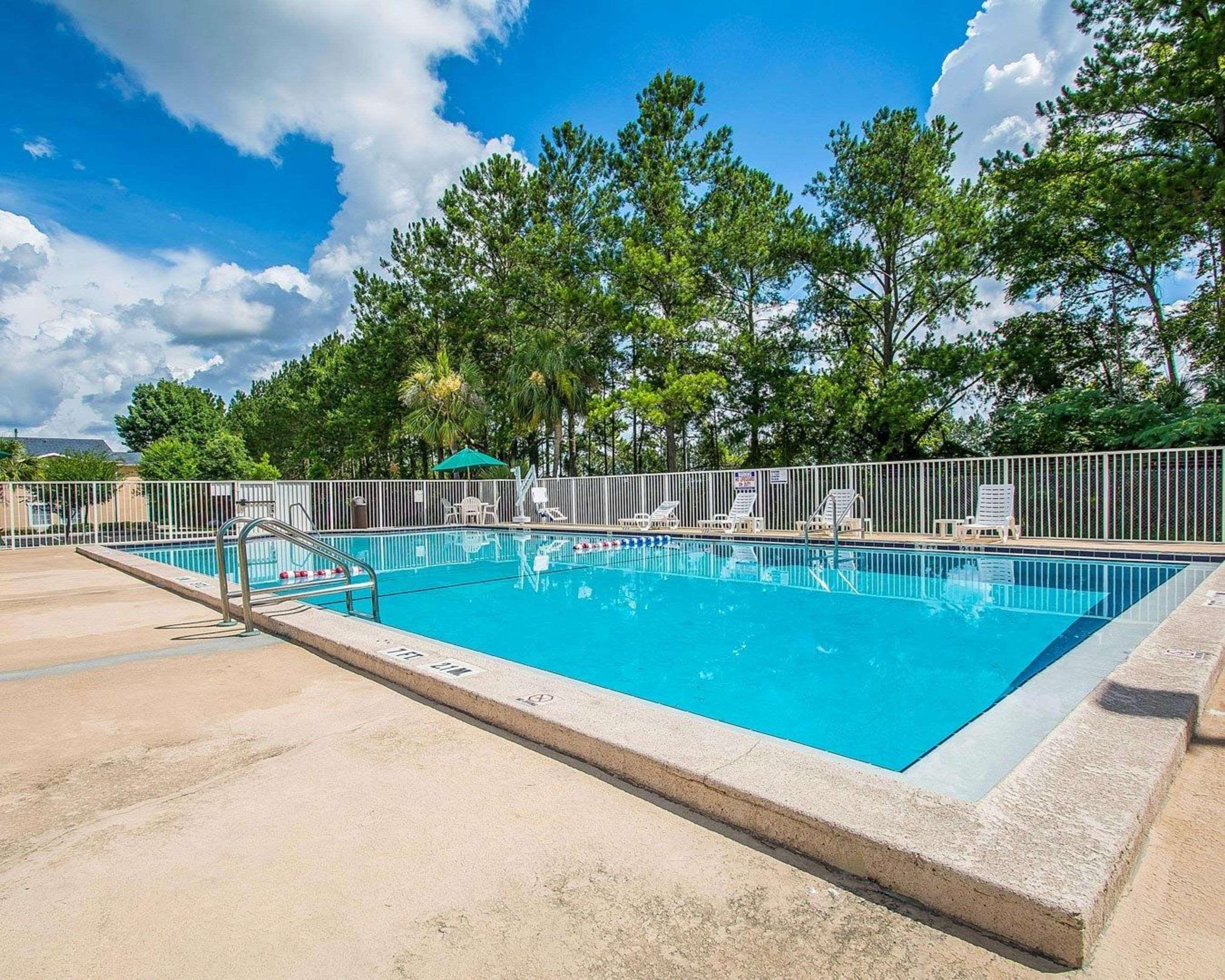 Rodeway Inn Gainesville - University Area Экстерьер фото