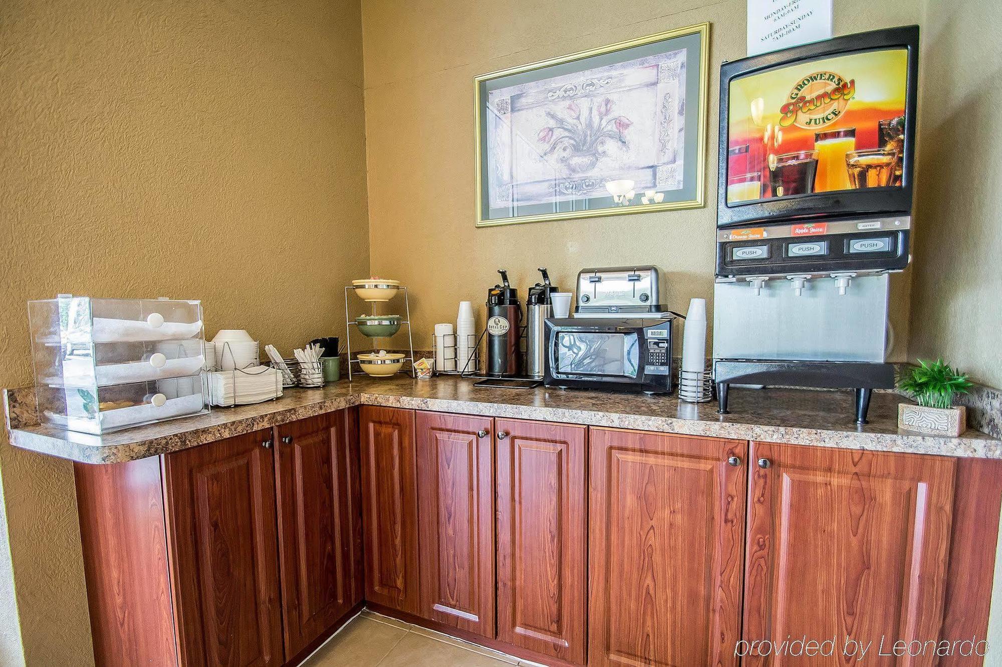 Rodeway Inn Gainesville - University Area Экстерьер фото